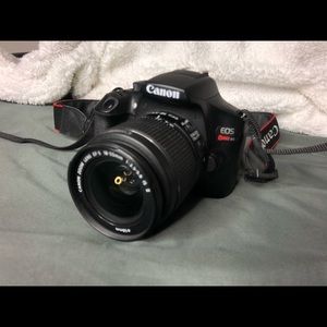 Canon EOS Rebel T6 DSLR